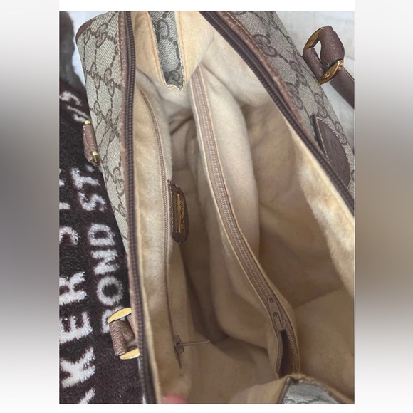 Gucci Beige and Brown Satchel with Red Accent - Picture 4 of 6